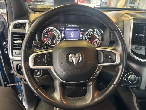 Used 2022 RAM 1500 Big Horn AWD/4WD image 14