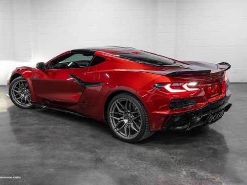 Used 2024 Chevrolet Corvette Z06 w/ Battery Protection Package image 10