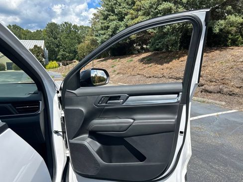 Used 2025 GMC Terrain Elevation w/ Elevation Premium Package AWD/4WD image 57