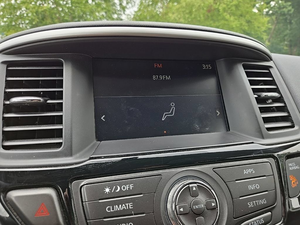Used 2020 Nissan Pathfinder S AWD/4WD image 20
