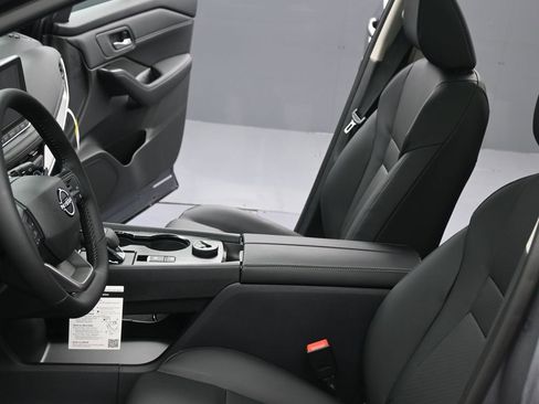 New 2026 Nissan Rogue SV image 19