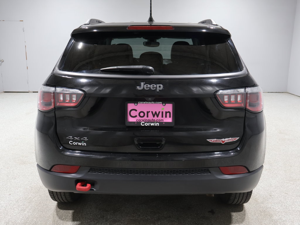 Used 2018 Jeep Compass Trailhawk w/ Cold Weather Group AWD/4WD image 3