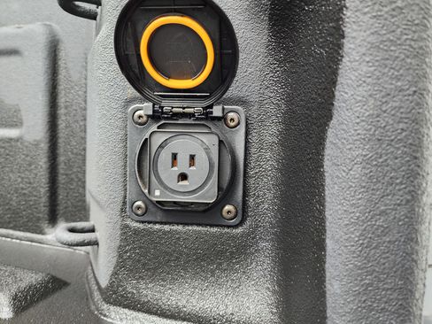 Used 2024 Chevrolet Silverado 2500 LT w/ All Star Edition image 34