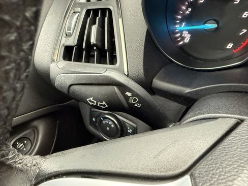 Used 2014 Ford Escape Titanium image 25