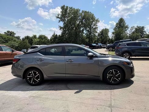 Used 2024 Nissan Sentra SV w/ All-Weather Package FWD image 2