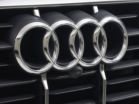 Used 2021 Audi Q7 3.0T Prestige w/ Prestige Package image 19