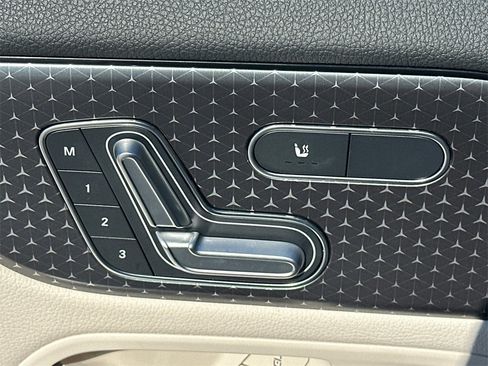 Certified 2026 Mercedes-Benz GLA 250 4MATIC image 11