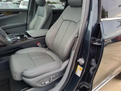 Used 2021 Lincoln Nautilus Reserve w/ Equipment Group 202A AWD/4WD image 23