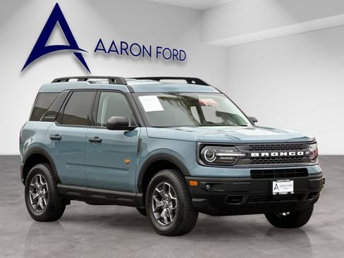 Used 2023 Ford Bronco Sport Badlands image 7