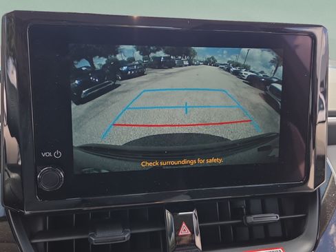Used 2026 Toyota Corolla LE FWD image 32