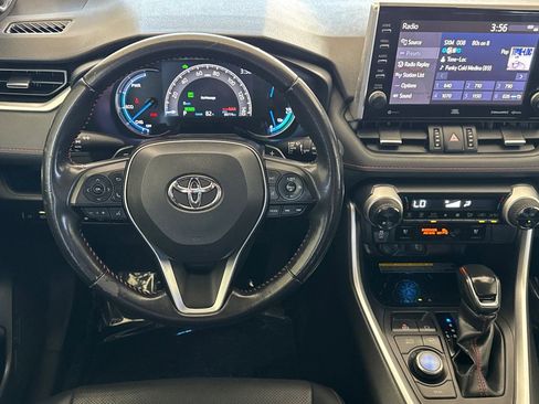 Used 2021 Toyota RAV4 XSE w/ Premium Package AWD/4WD image 16