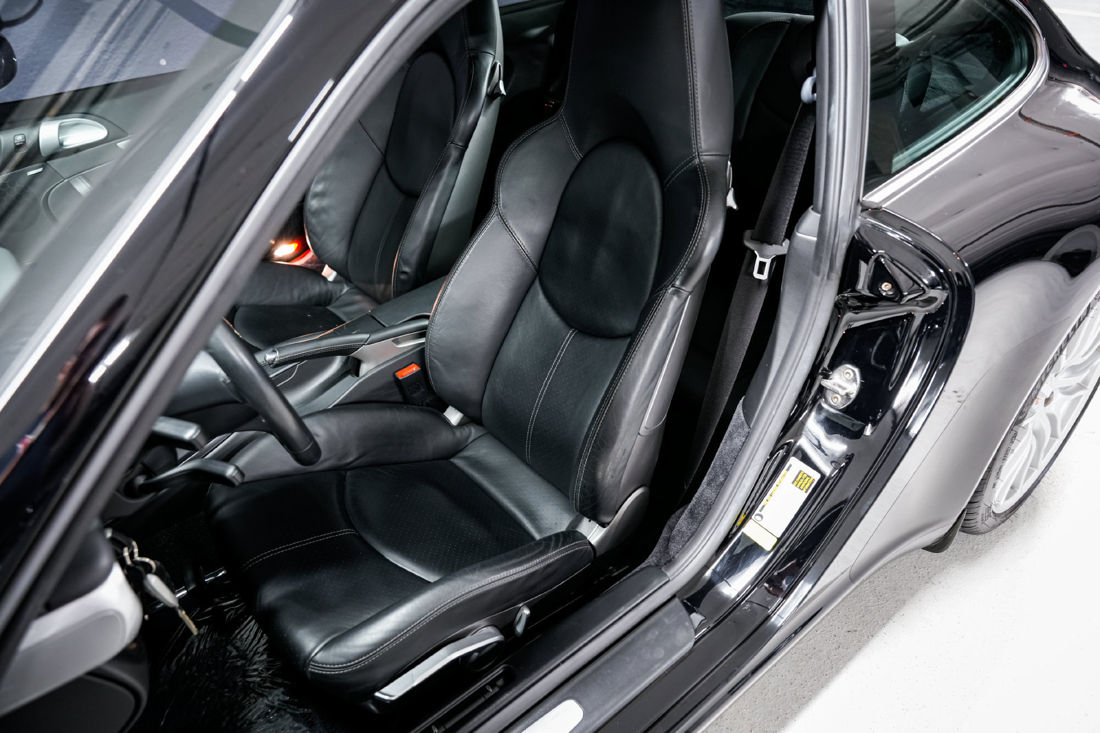 Used 2006 Porsche 911 Carrera S RWD image 17