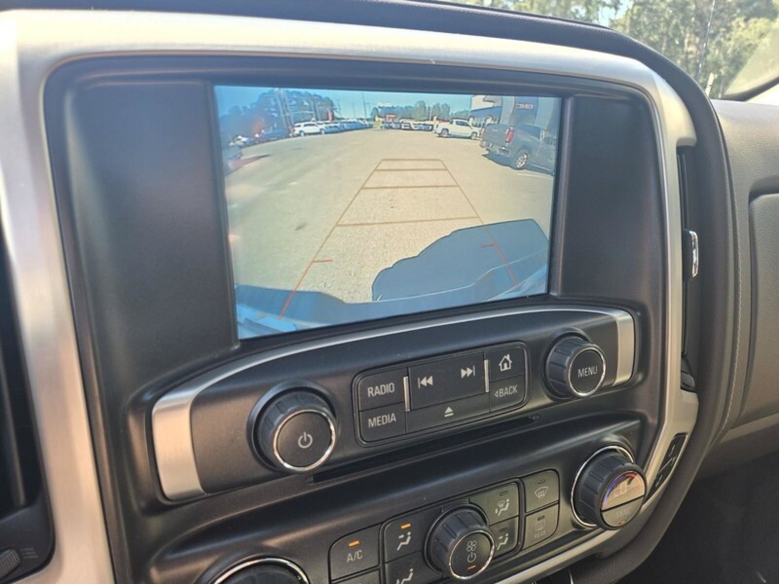 Used 2018 GMC Sierra 1500 SLT AWD/4WD image 14