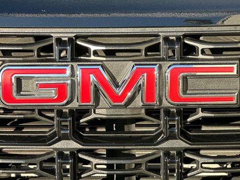 Used 2024 GMC Canyon Elevation image 37