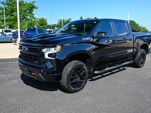 Used 2024 Chevrolet Silverado 1500 LT Trail Boss w/ Protection Package image 9