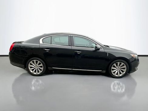 Used 2016 Lincoln MKS image 5