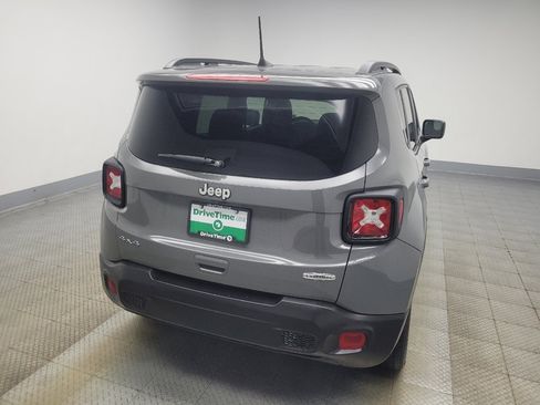 Used 2022 Jeep Renegade Latitude image 7