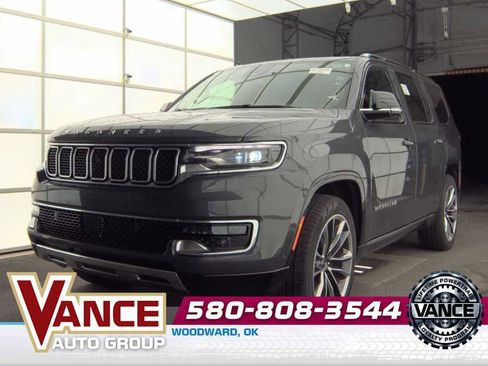 Used 2024 Jeep Wagoneer Series III w/ Premium Group I AWD/4WD image 1