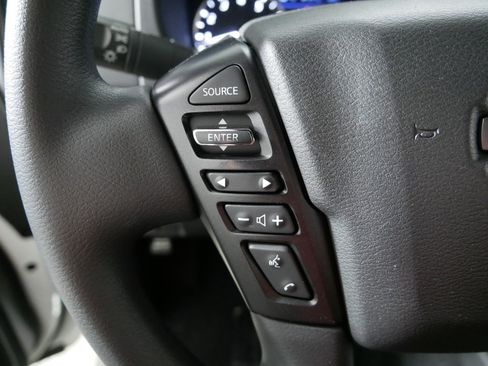 Used 2023 Nissan Frontier SV w/ Midnight Edition Package image 27