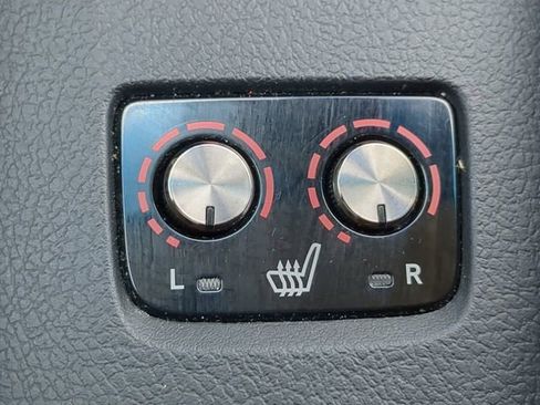 Used 2018 Toyota Avalon XLE Premium image 23