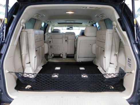 Used 2013 Lexus LX 570 570 w/ Luxury Pkg w/Pre-crash image 82