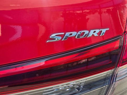 Used 2024 Honda Civic Sport image 14