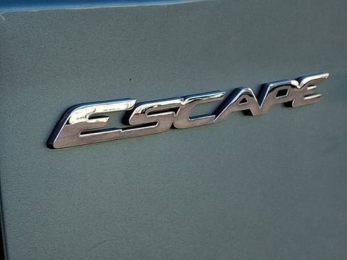 Used 2013 Ford Escape Titanium AWD/4WD image 29
