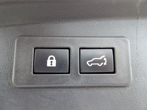 Used 2025 Subaru Outback Limited AWD/4WD image 29
