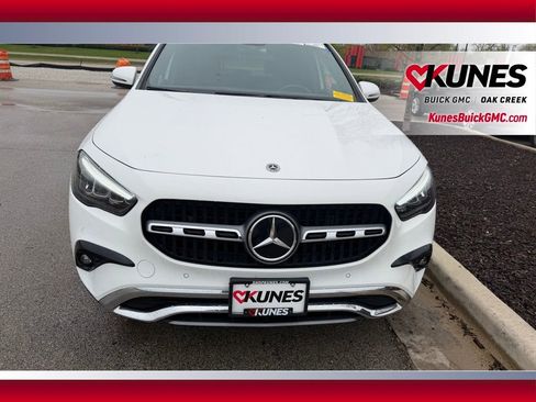 Used 2025 Mercedes-Benz GLA 250 4MATIC image 2