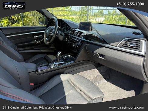 Used 2018 BMW 330i xDrive Sedan AWD/4WD image 33