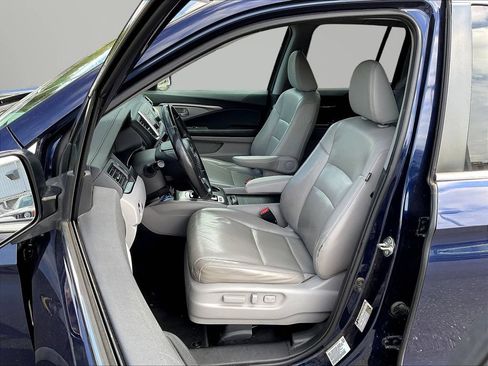 Used 2019 Honda Ridgeline RTL image 25