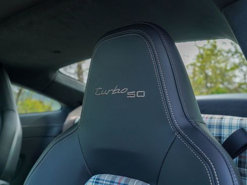 Used 2025 Porsche 911 Turbo image 33