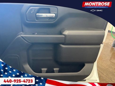 Used 2023 Chevrolet Silverado 1500 Custom AWD/4WD image 29