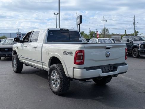 Used 2022 RAM 2500 Limited w/ Towing Technology Group image 8