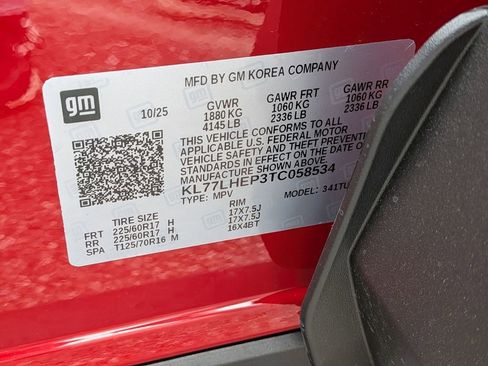 New 2026 Chevrolet Trax LT w/ Sunroof Package image 33