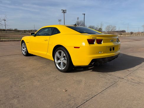 Used 2010 Chevrolet Camaro LT w/ RS Package image 6