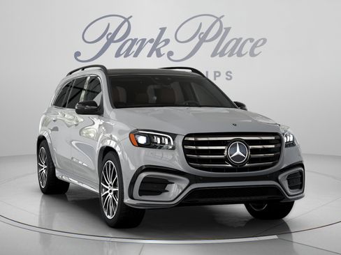 Used 2026 Mercedes-Benz GLS 450 4MATIC image 34