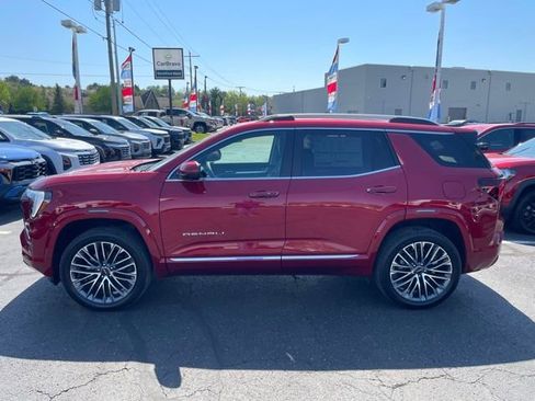Used 2026 GMC Terrain Denali w/ LPO, Floor Liner Package AWD/4WD image 9