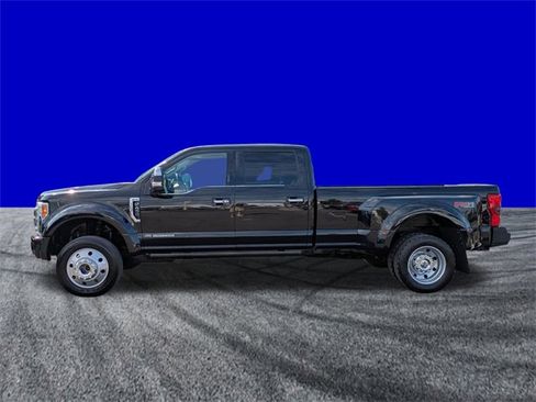 Certified 2018 Ford F450 Platinum w/ Platinum Ultimate Package image 7