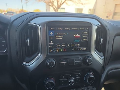 Certified 2021 Chevrolet Silverado 1500 LT Trail Boss w/ Convenience Package II image 15