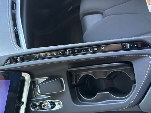 Certified 2024 Chevrolet Corvette Stingray Coupe w/ Z51 Performance Package image 23