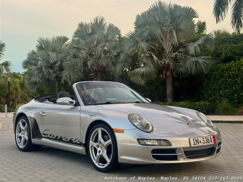 Used 2005 Porsche 911 Carrera RWD image 1