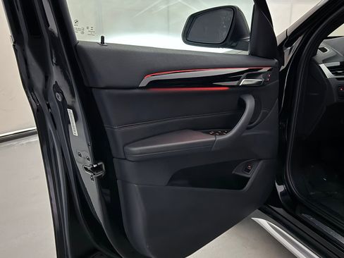 Used 2018 BMW X1 xDrive28i image 17