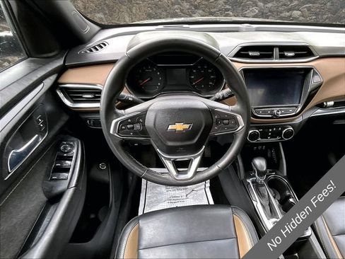 Used 2021 Chevrolet TrailBlazer ACTIV w/ Sun and Liftgate Package AWD/4WD image 5