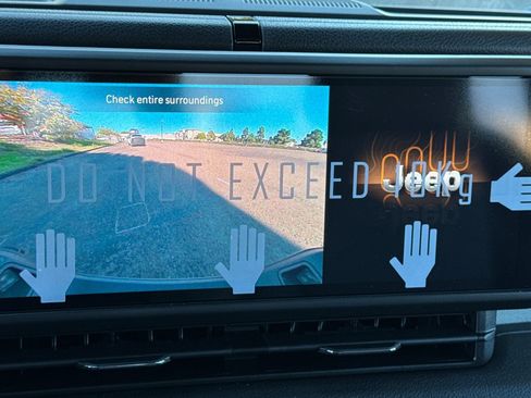 New 2026 Jeep Gladiator Sport image 15