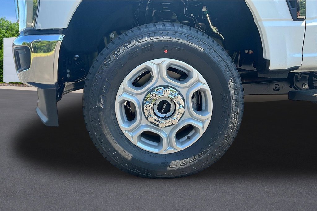 New 2026 Ford F250 XLT w/ 360-Degree Camera Package AWD/4WD image 14