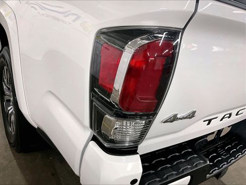 Certified 2023 Toyota Tacoma Limited image 34