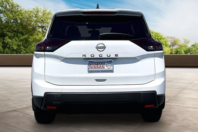 New 2026 Nissan Rogue S FWD image 4