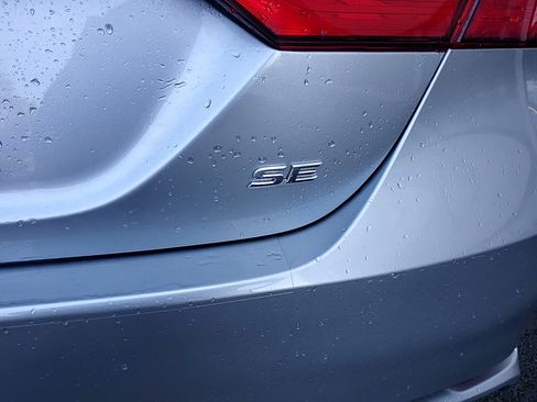 Certified 2024 Toyota Camry SE image 5