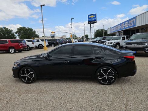 Used 2023 Nissan Altima 2.5 SR w/ SR Premium Package FWD image 5